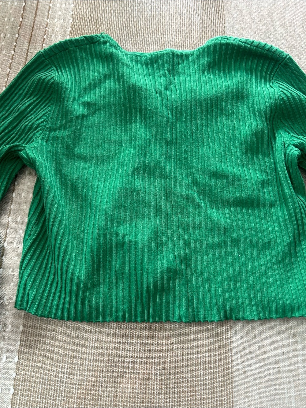 twik Green Ribbed Button-Up Cropped Cardigan - Picture 3 of 4